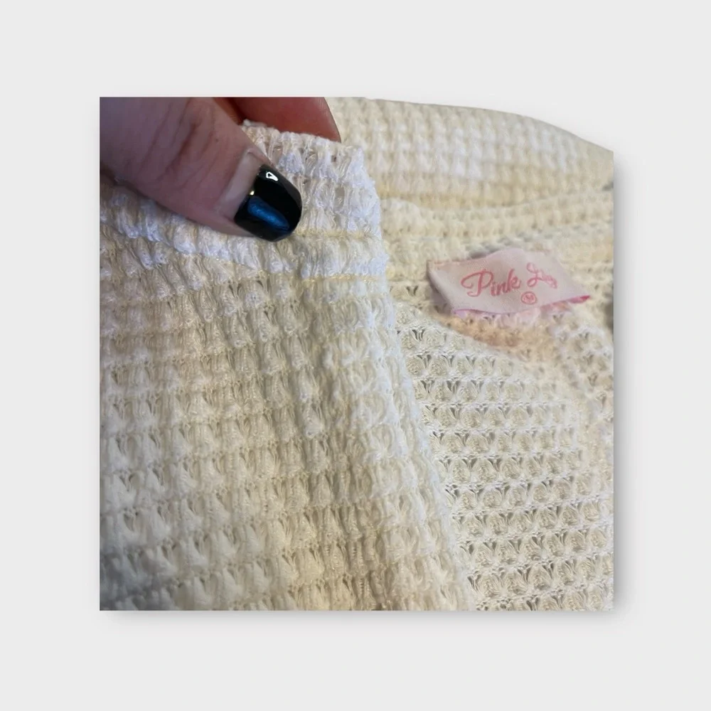 Pink Lily Waffle Knit Long Sleeve Oatmeal V-neck Top - Picture 7 of 8